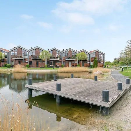 Allyson - 450m From The Sea By Interhome