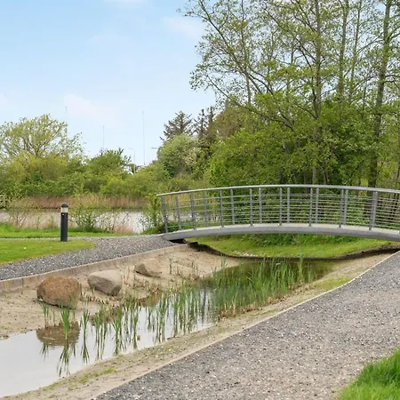 Apartment Allyson - 450m From The Sea By Interhome *